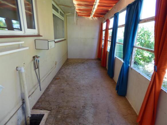 Lean-to
