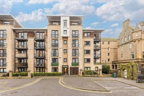 9/7 Tower Place, The Shore, Edinburgh, EH6 7BZ