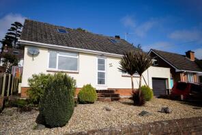 32, Blagdon Rise, Crediton EX17 1EN