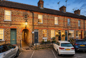 7, Sunbury Road, Eton, Windsor SL4 6BA