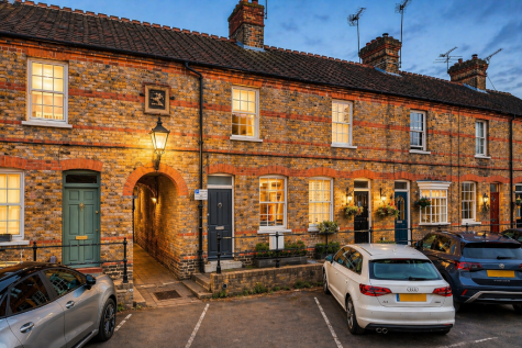 ETON, Sunbury Road, SL4