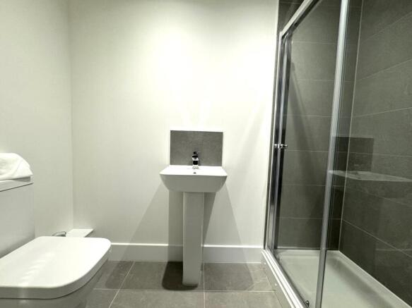 3 bed Town House to rent Image 12