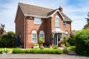 2, St James Close, Hereford HR1 4AY