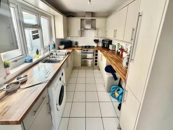 Wroots Avenue, Goole, DN14 photo 3