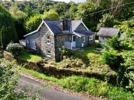 Lodge, Glyn Malden, Dolgellau LL40 1YA