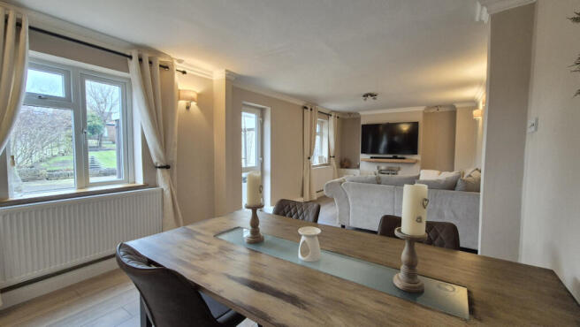 Lounge/Diner