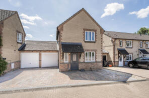 2, Elder Close, Pembroke Park, Swindon SN2 2QX