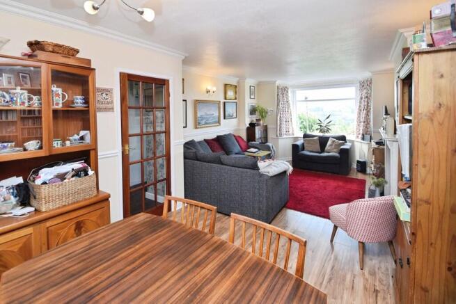 4 bed Detached for sale Image 7