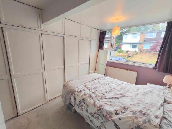 5 bed Semi-Detached for sale Image 10