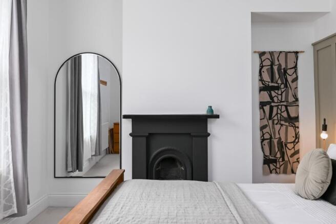 2 bed Terraced to rent Image 10