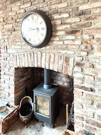 3 bed Terraced for sale Image 6