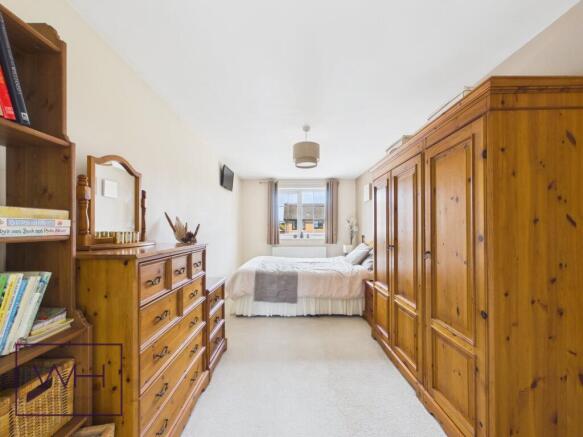 4 bed Detached for sale Image 5
