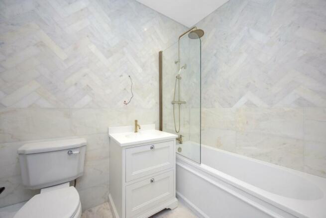 Third Avenue, Flat 11-017.jpg