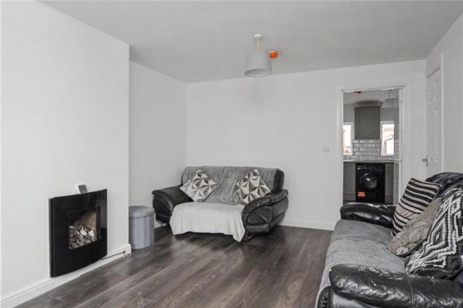 2 bed Semi-Detached for sale Image 11