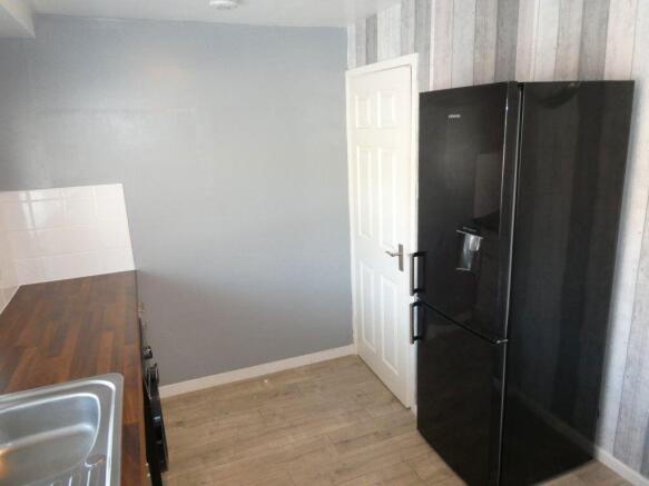 1 bed Apartment to rent Image 4