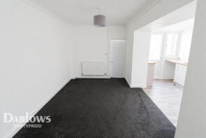 17, Llewelyn Street, Hopkinstown, Pontypridd CF37 2RF
