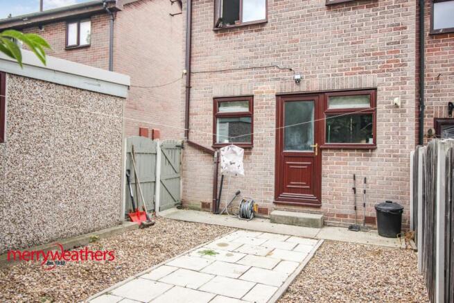 2 bed Semi-Detached for sale Image 9