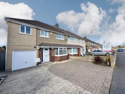 Woodside Avenue, Old Walcot, Swindon