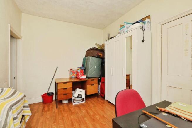 3 bed Terraced for sale Image 10