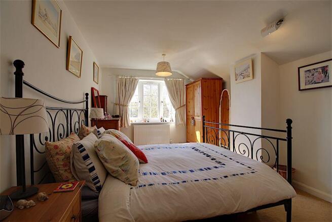 Bedroom 1 (Double)
