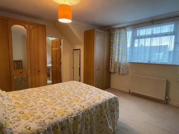 Master Bedroom.jpg