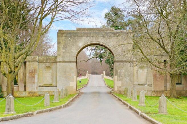 Tyringham Archway