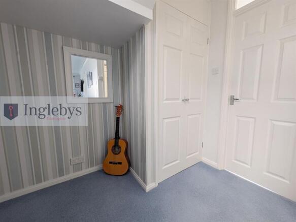 2 bed Apartment for sale Image 11