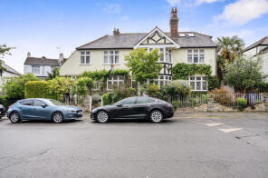76, Grove Avenue, Hornsey, London N10 2AN