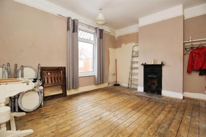 2 bed Terraced for sale Image 11