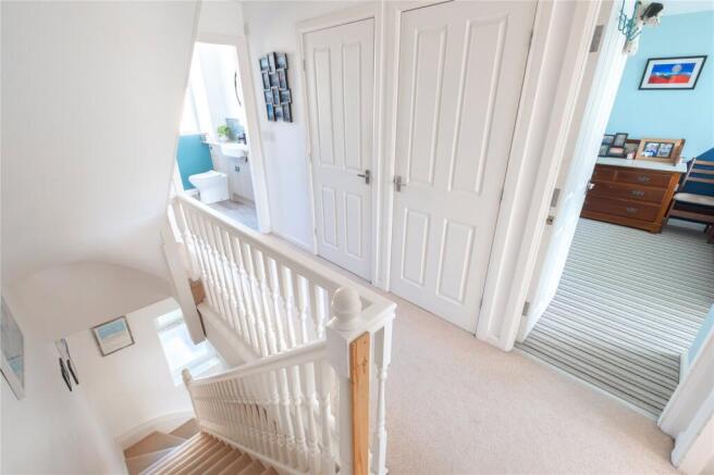 5 bed Terraced for sale Image 11