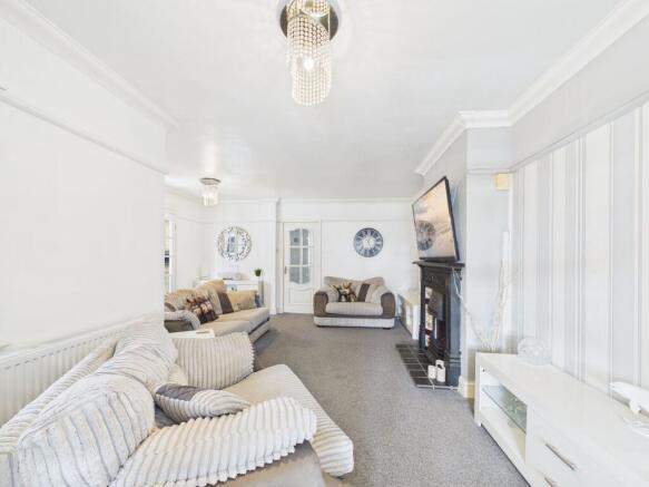 3 bed Semi-Detached for sale Image 11