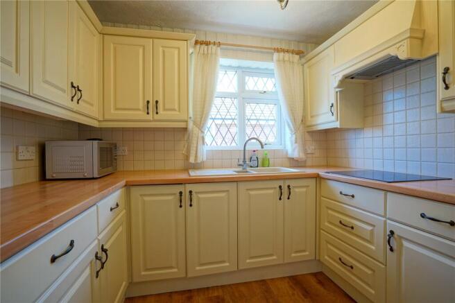 2 bed Bungalow for sale Image 3