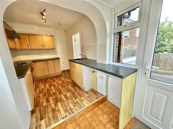 3 bed Semi-Detached for sale Image 6