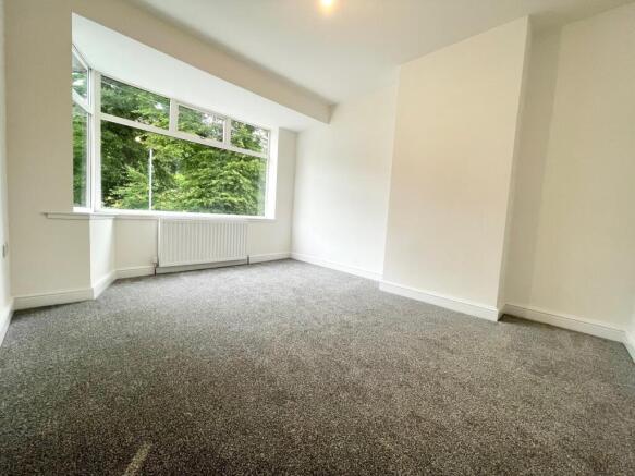 3 bed House to rent Image 10