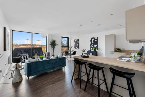 Flat 1/2, 80 Inverlair Avenue, Cathcart, G43 2BD