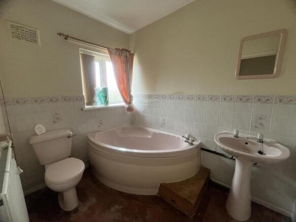 Lavister Gardens, Wrexham photo 4