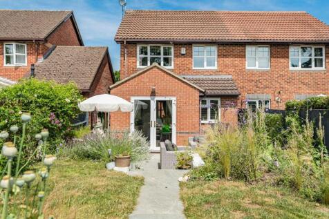 Fairfax Gate, Holton, OX33