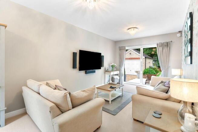 4 bed Semi-Detached for sale Image 8