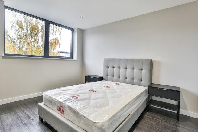1 bed Apartment to rent Image 6