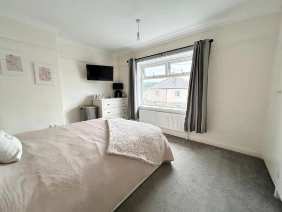 3 bed Semi-Detached for sale Image 7