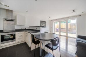 2, Cowdrey Mews, Southend Lane, Bellingham, London SE6 3AP