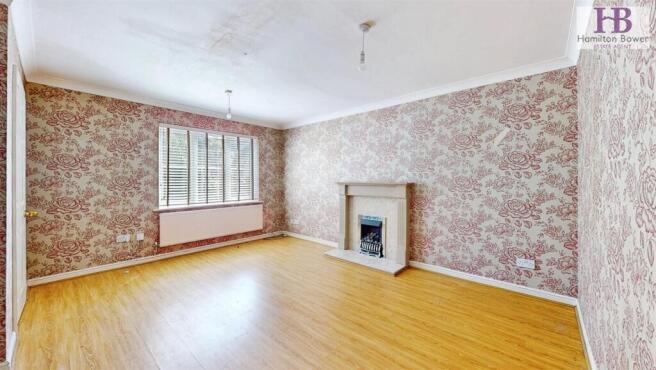 3 bed Semi-Detached for sale Image 2