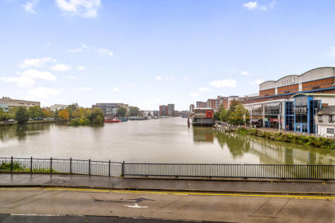 Grantavon House, Brayford Wharf East, Lincoln, Lincolnshire, LN5 7WA