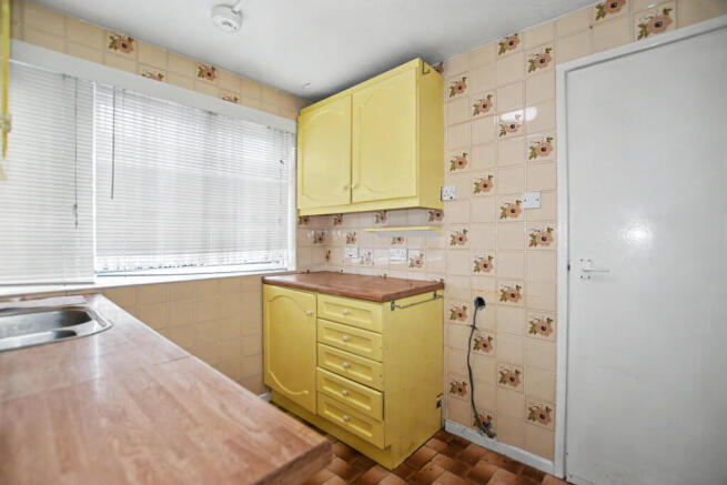 28 Oakley Drive, New Eltham, London, SE9 2HJ