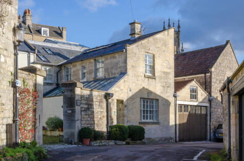 Upper Lansdown Mews, Lansdown, BA1