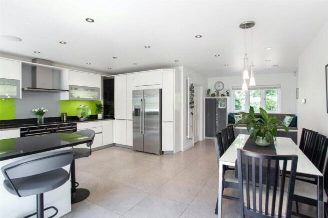 Kitchen/Breakfast