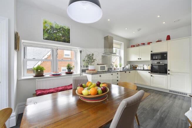 Isabel 4 Robuck kitchen 3