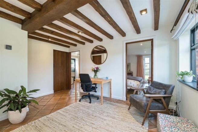 Breakfast Room