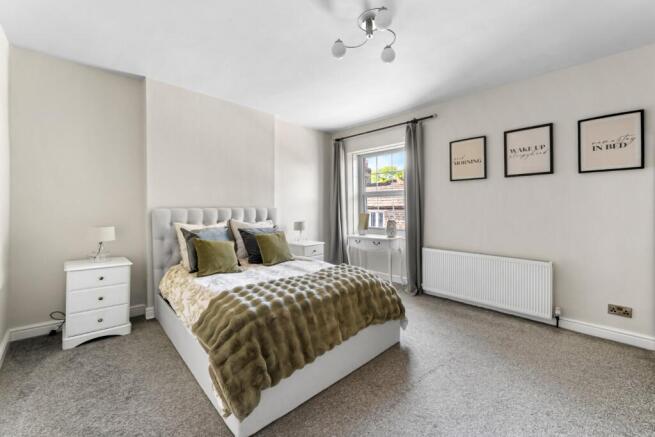 2 bed Terraced for sale Image 8