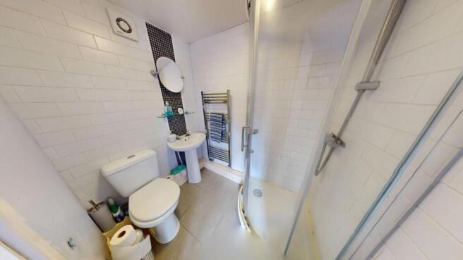 3 bed Semi-Detached for sale Image 9